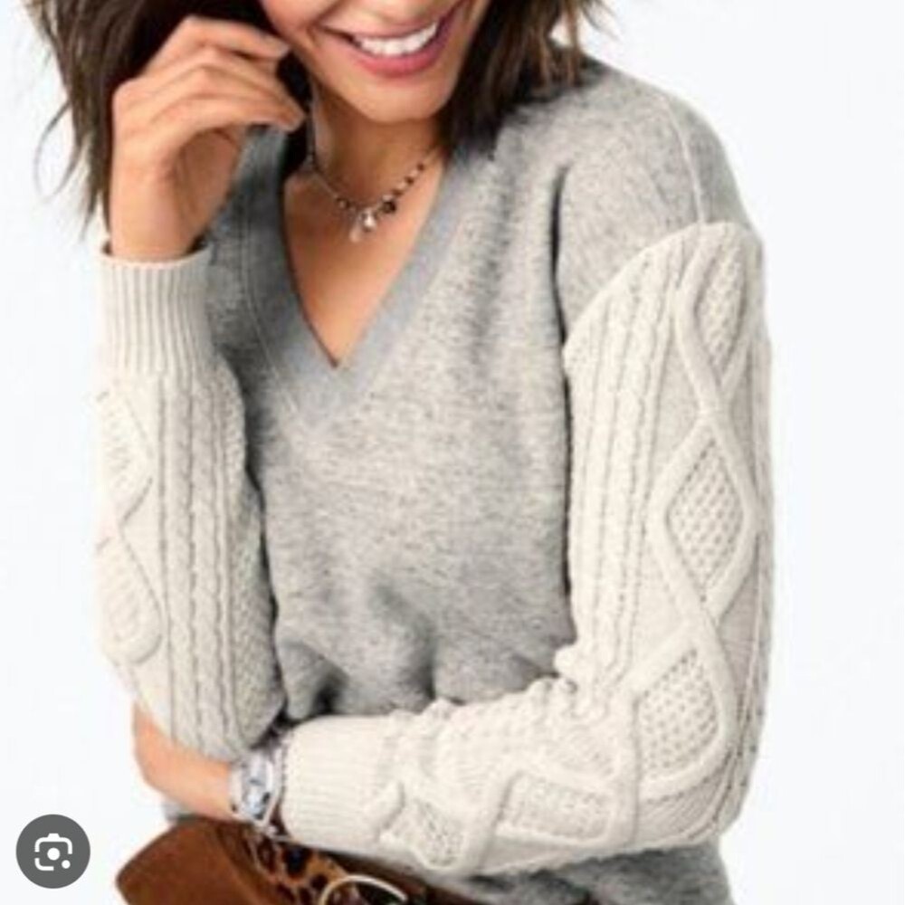 CAbi Women's V-Neck Cable Knit Sweater - Gray and Cream
